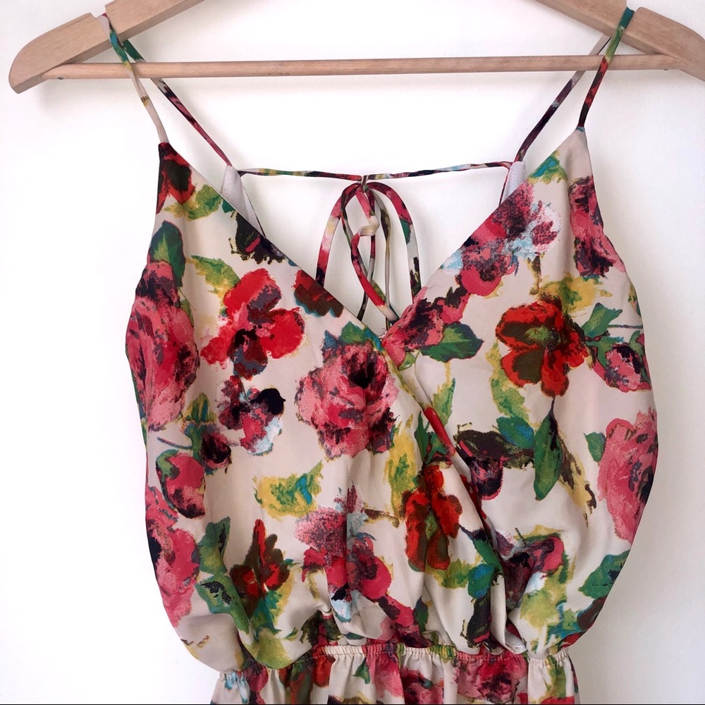 Charlotte Russe Floral Romper Size Small - Picture 2 of 6